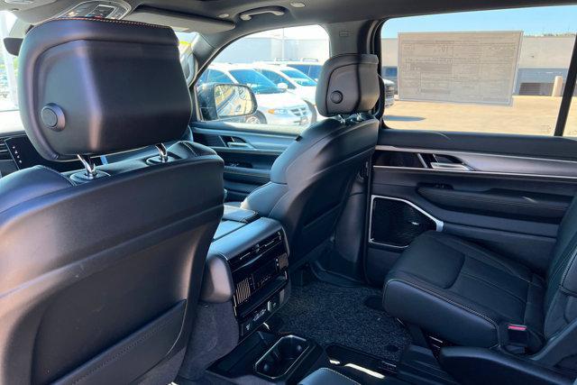 2026 Jeep Grand Wagoneer 4x4