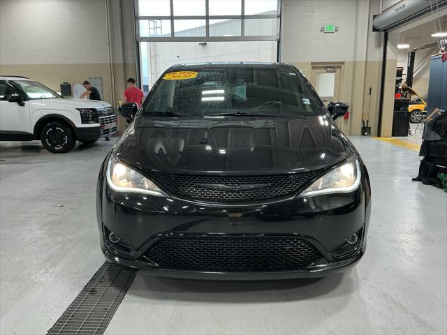 2020 Chrysler Pacifica Touring for sale in EVANSVILLE, IN