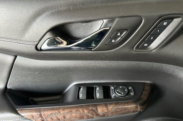 2023 GMC Acadia FWD Denali