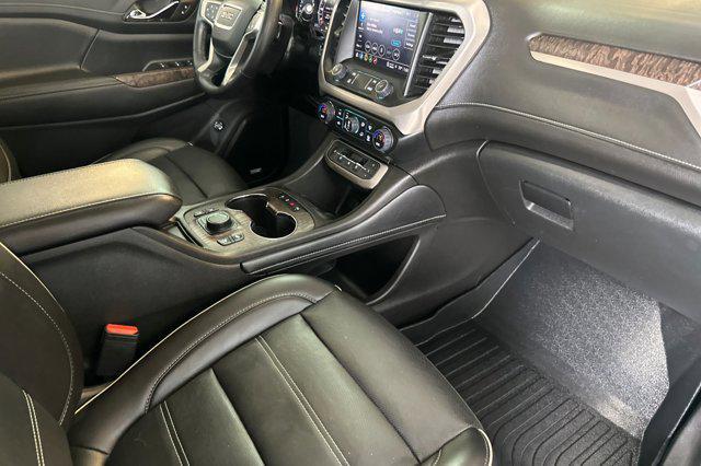 2023 GMC Acadia FWD Denali