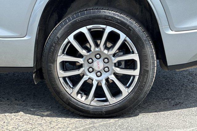 2023 GMC Acadia FWD Denali
