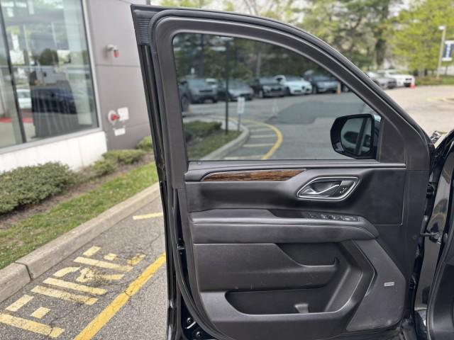 2023 Chevrolet Suburban 4WD Premier