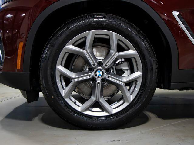 2025 BMW X4 xDrive30i