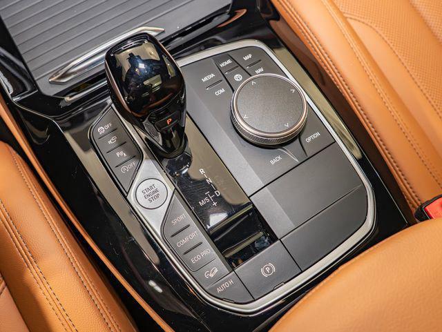 2025 BMW X4 xDrive30i