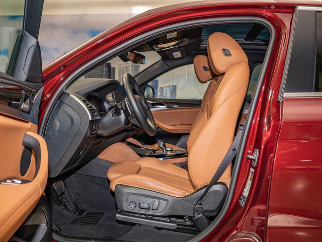2025 BMW X4 xDrive30i