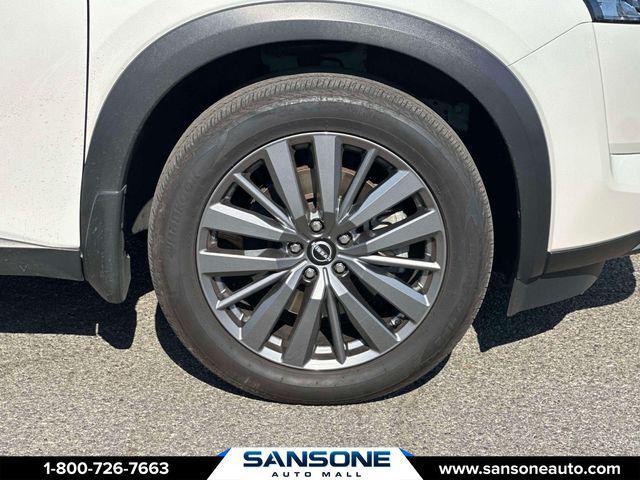 2024 Nissan Pathfinder SL 4WD