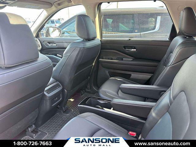 2024 Nissan Pathfinder SL 4WD
