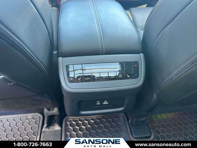 2024 Nissan Pathfinder SL 4WD