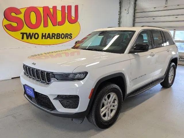 2023 Jeep Grand Cherokee Laredo for sale in Two Harbors, MN