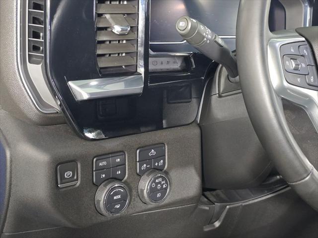 2023 Chevrolet Silverado 1500 4WD Crew Cab Short Bed RST