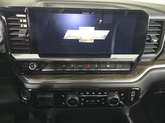 2023 Chevrolet Silverado 1500 4WD Crew Cab Short Bed RST