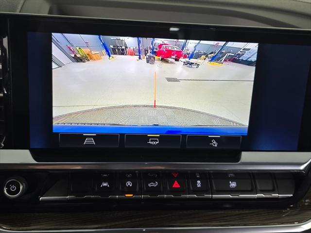 2023 Chevrolet Silverado 1500 4WD Crew Cab Short Bed RST