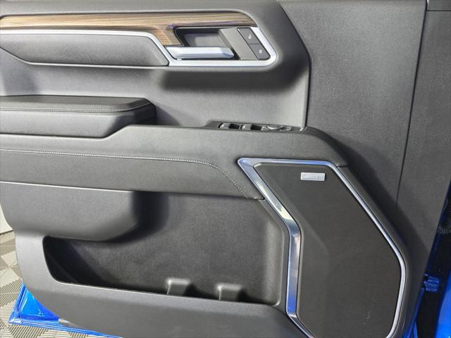 2023 Chevrolet Silverado 1500 4WD Crew Cab Short Bed RST