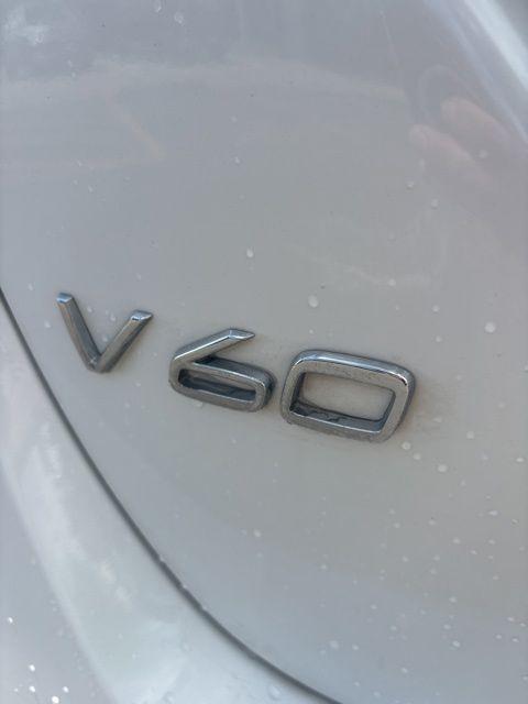 2016 Volvo V60 Cross Country T5