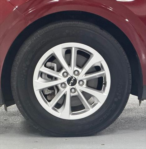 2023 Kia Carnival MPV LX Seat Package