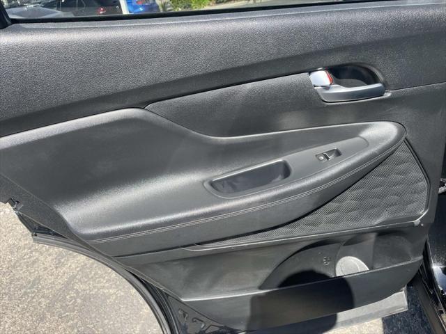 2019 Hyundai Santa Fe SE