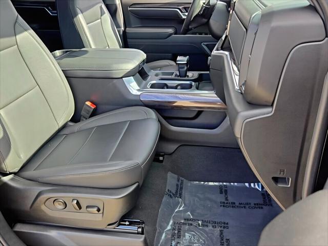 2025 Chevrolet Silverado 1500 4WD Crew Cab Short Bed LTZ