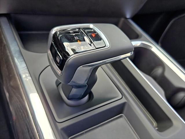2025 Chevrolet Silverado 1500 4WD Crew Cab Short Bed LTZ