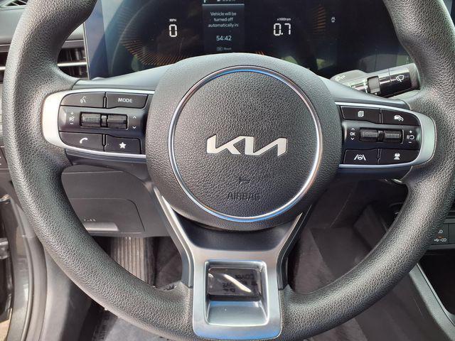2025 Kia K5 LXS