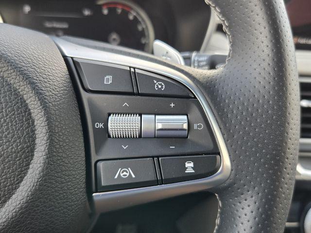 2023 Genesis G70 2.0T RWD
