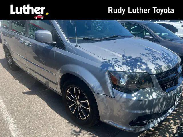 2017 Dodge Grand Caravan SXT for sale in Minneapolis, MN