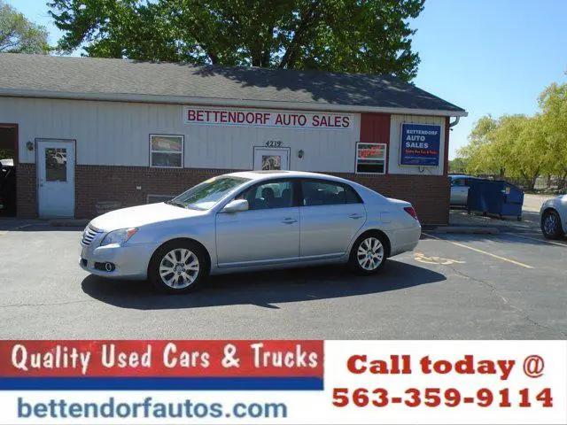 2008 Toyota Avalon XLS for sale in Moline, IL