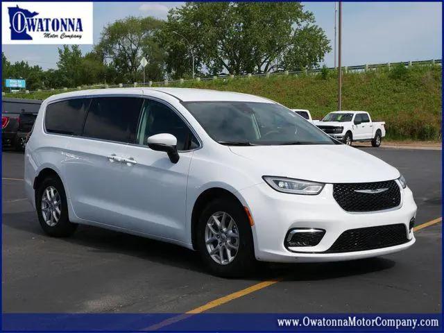 2023 Chrysler Pacifica Touring L for sale in Owatonna, MN