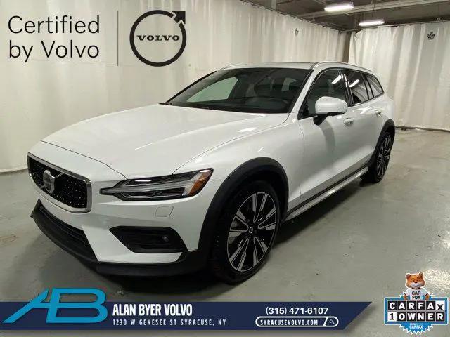 2025 Volvo V60 Cross Country Ultra, B5 AWD Gas mild hybrid for sale in Syracuse, NY