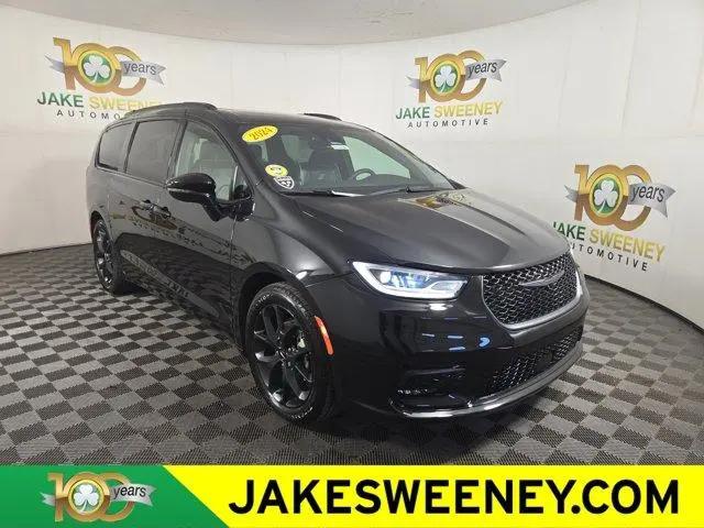 2024 Chrysler Pacifica Limited for sale in Cincinnati, OH