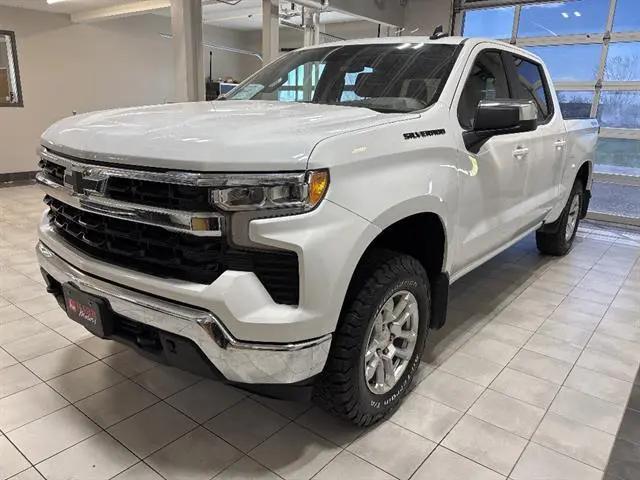 2022 Chevrolet Silverado 1500 4WD Crew Cab Standard Bed LT for sale in Aberdeen, SD