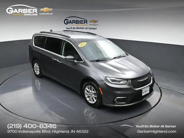 2022 Chrysler Pacifica Touring L for sale in Highland, IN