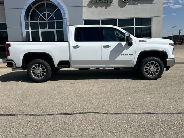 2026 Chevrolet Silverado 2500HD Crew Cab, Standard Bed, LTZ, 4WD