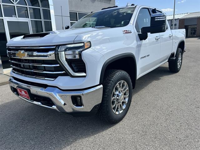 2026 Chevrolet Silverado 2500HD Crew Cab, Standard Bed, LTZ, 4WD
