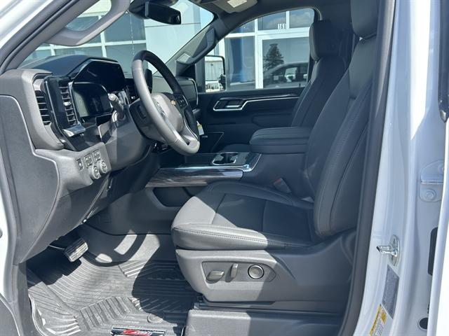 2026 Chevrolet Silverado 2500HD Crew Cab, Standard Bed, LTZ, 4WD
