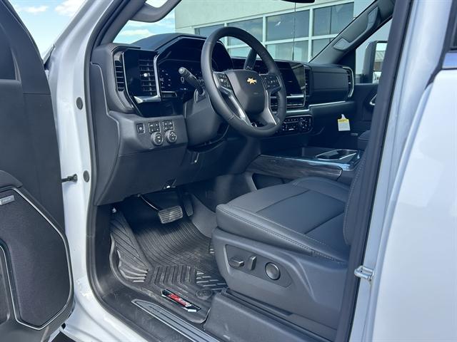 2026 Chevrolet Silverado 2500HD Crew Cab, Standard Bed, LTZ, 4WD