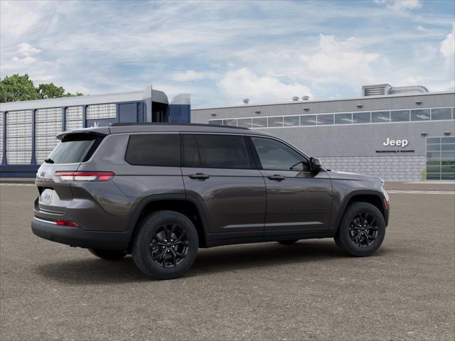 New 2026 Baltic Gray Metallic Clearcoat Jeep Altitude image 2