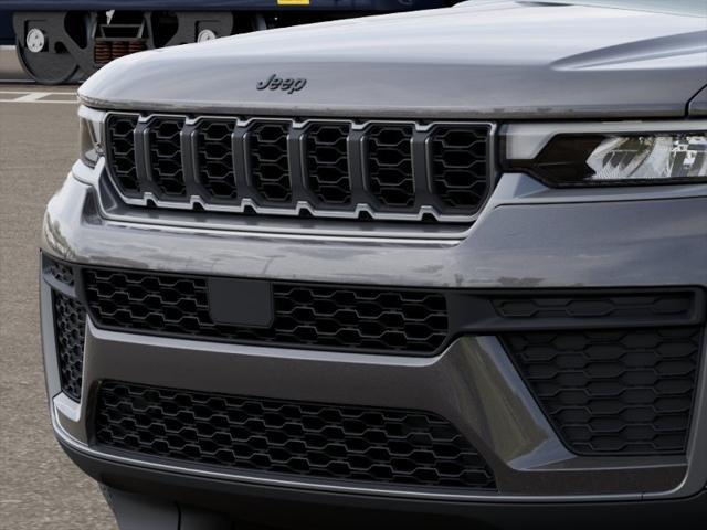 New 2026 Baltic Gray Metallic Clearcoat Jeep Altitude image 7