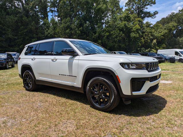 2026 Jeep Grand Cherokee L GRAND CHEROKEE L LAREDO ALTITUDE 4X2