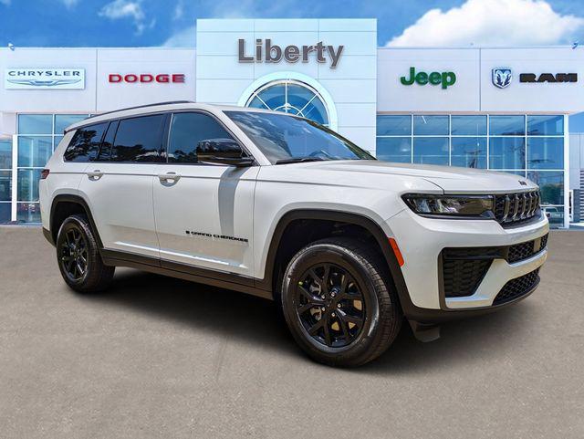 2026 Jeep Grand Cherokee L GRAND CHEROKEE L LAREDO ALTITUDE 4X2