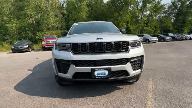 2026 Jeep Grand Cherokee L GRAND CHEROKEE L LAREDO ALTITUDE 4X4