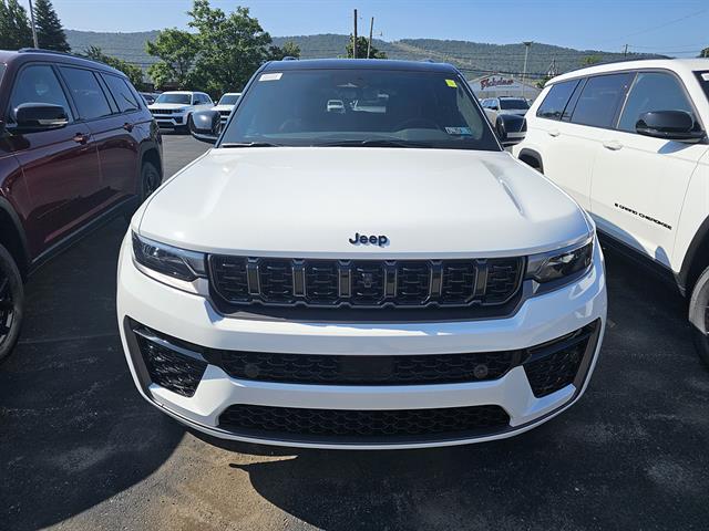 2026 Jeep Grand Cherokee GRAND CHEROKEE SUMMIT 4X4 2026 Jeep Grand Cherokee GRAND CHEROKEE SUMMIT 4X4