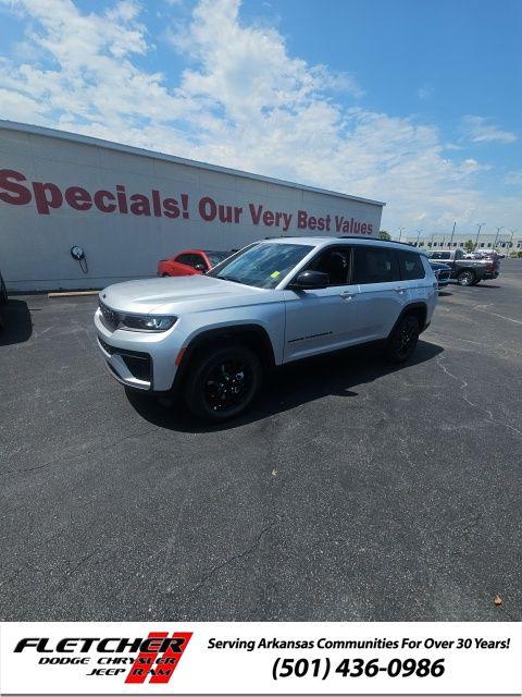 2026 Jeep Grand Cherokee L GRAND CHEROKEE L LAREDO ALTITUDE 4X4 2026 Jeep Grand Cherokee L GRAND CHEROKEE L LAREDO ALTITUDE 4X4