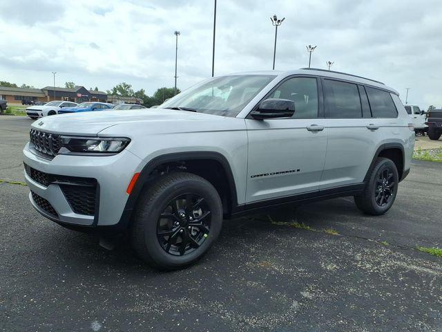 2026 Jeep Grand Cherokee L GRAND CHEROKEE L LAREDO ALTITUDE 4X4
