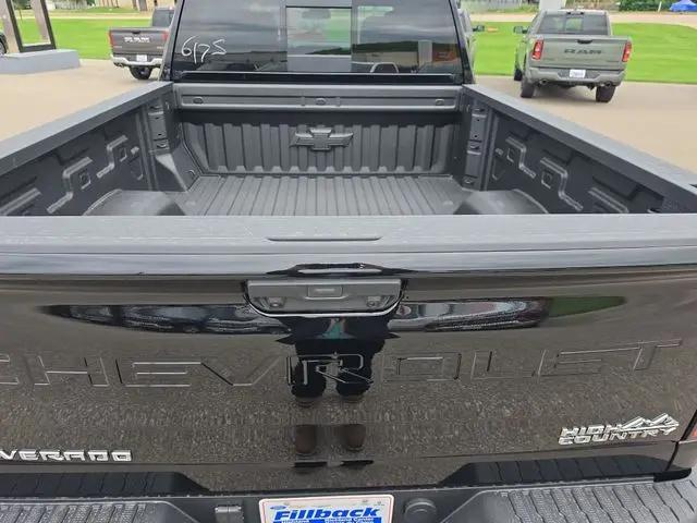 2026 Chevrolet Silverado 2500HD Crew Cab, Standard Bed, High Country, 4WD