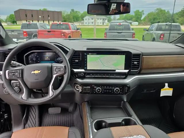 2026 Chevrolet Silverado 2500HD Crew Cab, Standard Bed, High Country, 4WD