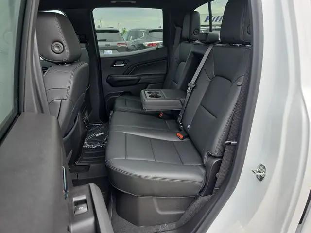 2026 Chevrolet Colorado LT, 4WD
