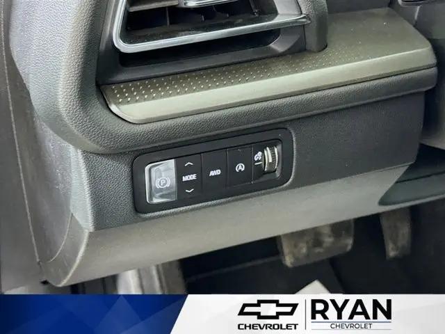 2026 Chevrolet Traverse AWD LT