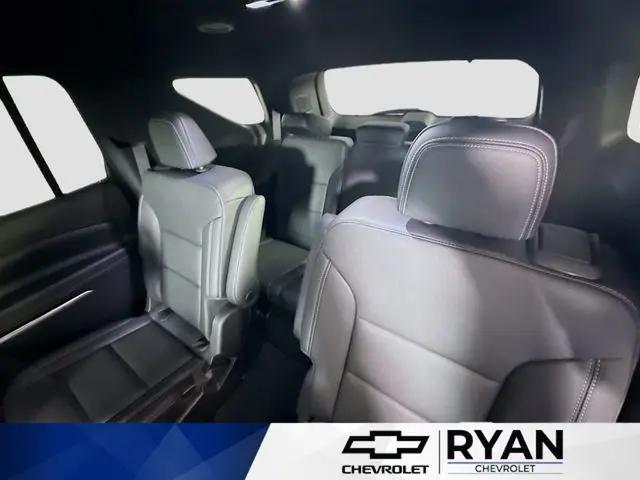 2026 Chevrolet Traverse AWD LT