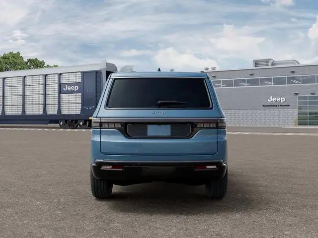 2026 Jeep Grand Wagoneer 4x2