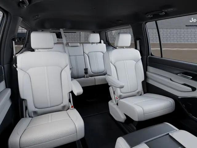 2026 Jeep Grand Wagoneer 4x2